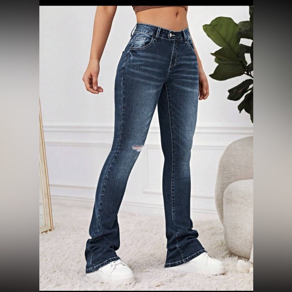 Low rise jeans, Never worn, brand new - Picture 4 of 4